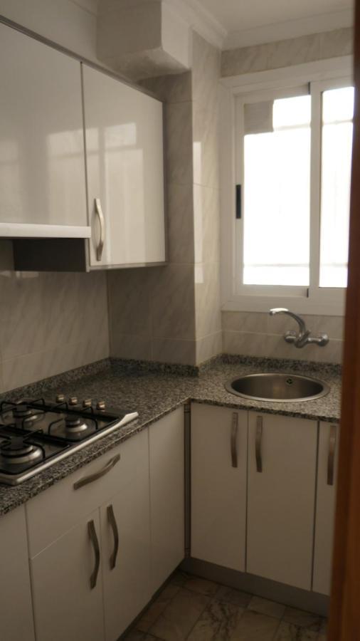 Apartamentos Astoria B - Бенидорм Экстерьер фото
