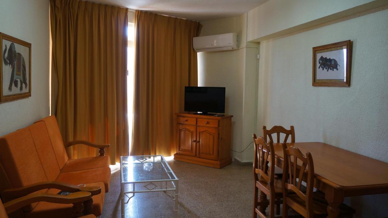 Apartamentos Astoria B - Бенидорм Экстерьер фото