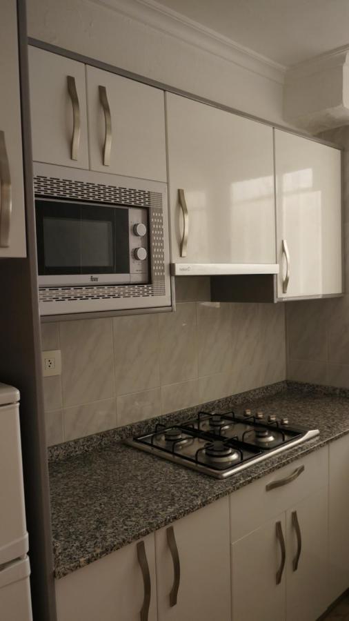 Apartamentos Astoria B - Бенидорм Экстерьер фото