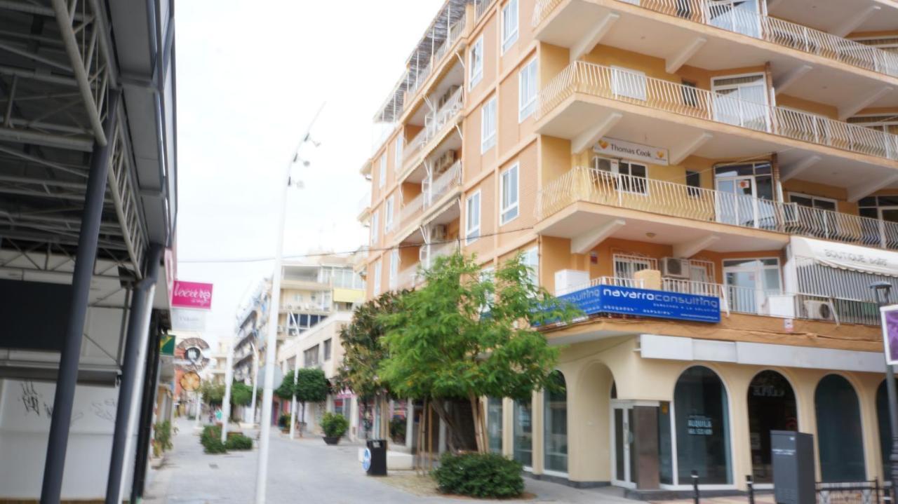 Apartamentos Astoria B - Бенидорм Экстерьер фото