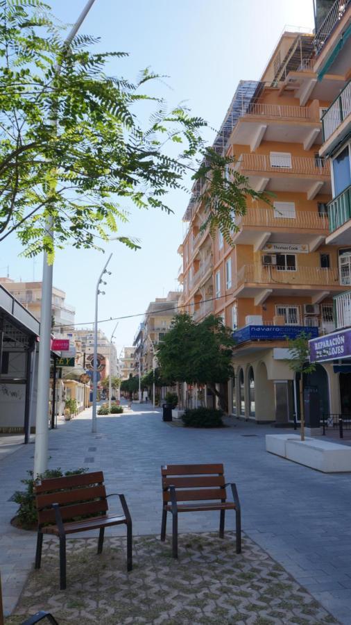 Apartamentos Astoria B - Бенидорм Экстерьер фото