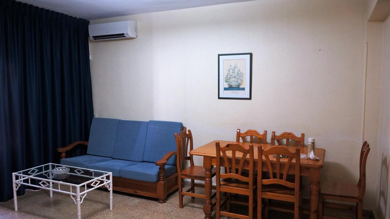 Apartamentos Astoria B - Бенидорм Экстерьер фото