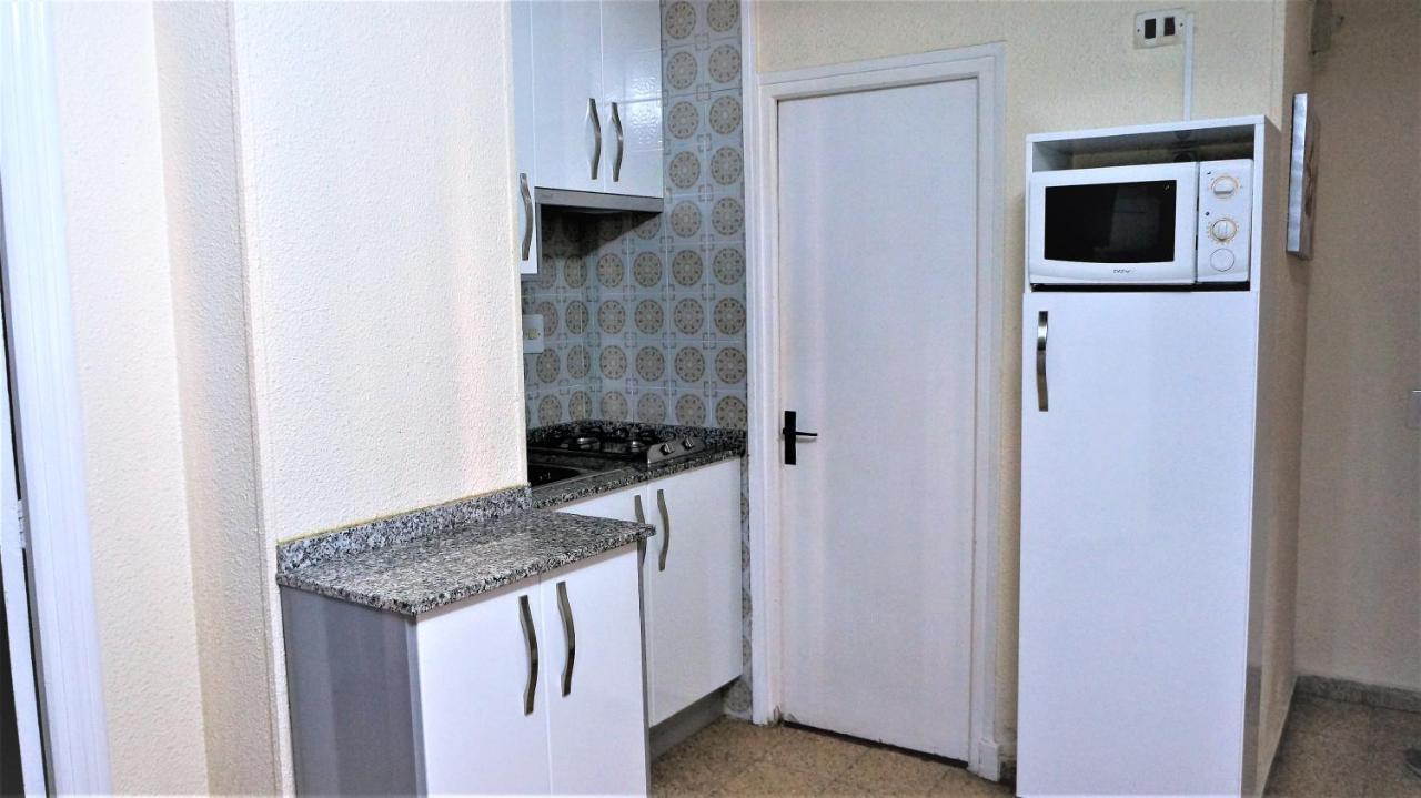 Apartamentos Astoria B - Бенидорм Экстерьер фото